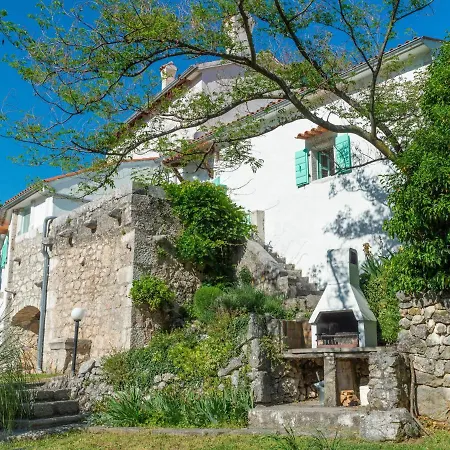 Luna By Interhome Ferienhaus Brseč